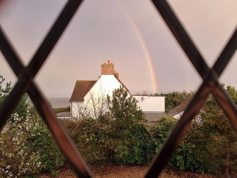 Spacious Detached Home With Beautiful Seaviews, Sleeps 6 Trimingham Exterior foto